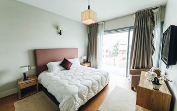 Trendy w projektowaniu sypialni: Nowoczesne łóżka jako punkt centralny